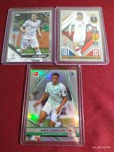 lot 60 image: (3) Soccer Cards - (2) Stars & (1) Rookie Refractor