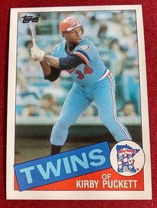 lot 83 image: 1985 Topps Kirby Puckett Rookie Card