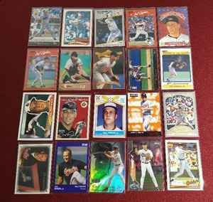 lot 87 image: (20) Cal Ripken Jr. Cards