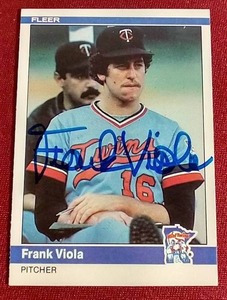 lot 100 image: Frank Viola Autographed Card