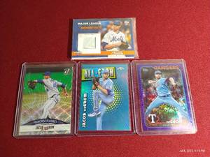 lot 131 image: (4) Jacob DeGrom Cards - Jersey Card, (2) Numbered & Refractor