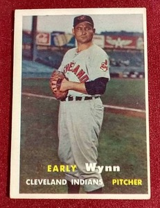 lot 148 image: 1957 Topps Early Wynn Card