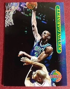 lot 175 image: 1996-97 Stadium Club Kevin Garnett - TSC Matrix Parallel