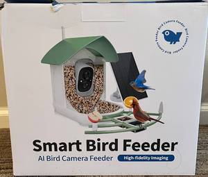 lot 109N image: LR - Smart Bird Feeder with Camera and Solar Panel AI Recognition