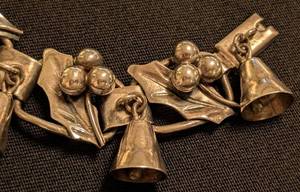 lot 51 image: K - Vintage Mexican Sterling Silver Bracelet - 8-Inch Length