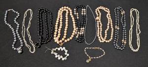 lot 104A image: K - Cultured Pearl & Bead Necklaces - Assorted Multi-Strand Jewelry Lot