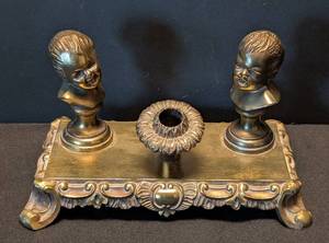 lot 156 image: K - Vintage A&M Leatherlines Brass Pen Holder Desk Set with Twin Busts