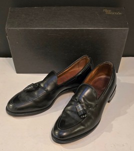 lot 196K image: LR - Allen Edmonds Graydon Black Leather Tassel Loafers
