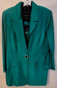 lot 263K image: LR - Vintage Princess Florence Green Skirt Suit with Black Blouse - Made in Italy