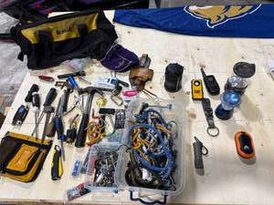 lot 1200 image: Assorted Tools, Hardware, & Lights