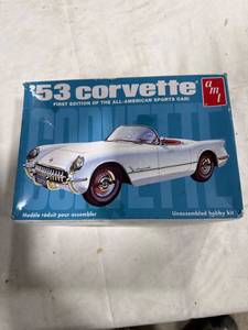 lot 1208 image: AMT 53 Corvette Model Kit