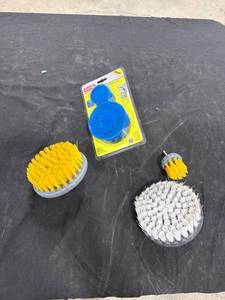 lot 1210 image: Ryobi Power Drill Brush Kit & Brushes