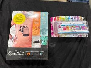 lot 1273 image: Screen Printing & Tie-Dye Kits