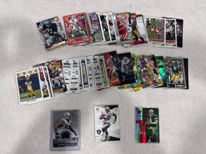 lot 1290 image: Assorted Football Trading Cards