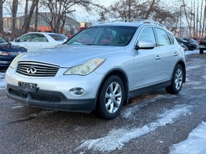 lot 17 image: 2008 INFINITI EX35 JOURNEY All Wheel Drive  No Accidents (NO RESERVE)