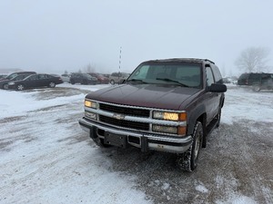 lot 15 image: 1997 Chevrolet Tahoe 6.5L Diesel