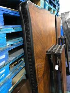 lot 9 image: NEW, TABLETOP