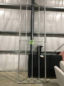 lot 14 image: DOCK FRAME, BROKEN WELD