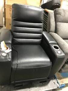 lot 18 image: THEATER CHAIR, NEW