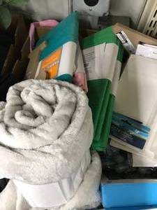 lot 90 image: ASSORTED CRAFT BOX