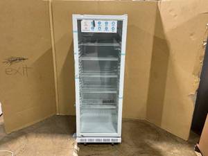 Velieta Commercial Beverage Refrigerator, 24.5 Inch 15 Cu. Ft. Drink Fridge, Display Refrigerator with Glass Door, Commercial Display Fridge with 5 Adjustable Shelves, for Shops, Restaurants, Bars (Minor Transit Damage)
