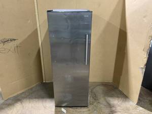 Vissani 24 in. 11 cu. ft. Convertible Auto Defrost Garage Ready Upright Freezer/Refrigerator in Stainless Steel, Energy Star