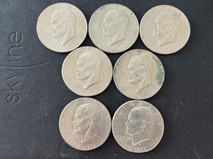 lot 17 image: Eisenhower Dollar Coins