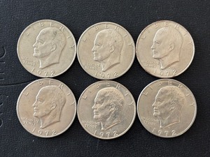 lot 19 image: Eisenhower Dollar Coins
