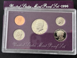 lot 67 image: 1990-S Proof Set