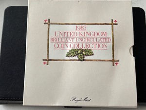 lot 73 image: 1987 United Kingdom Uncirculated Set