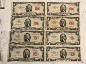 lot 2 image: Red Seal $2 Dollar Notes