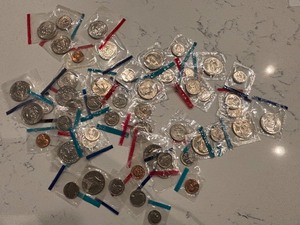 lot 100 image: Assorted Coins