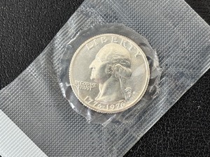 lot 4 image: 1976-S Bicentennial Washington Silver Quarter