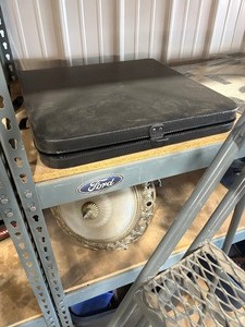 lot 37 image: Camping Table