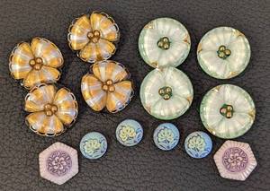 lot 9 image: Collection of 14 Czech Glass Buttons Assorted Designs