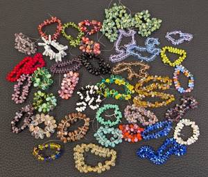 lot 119 image: 43 Czech Glass Teardrop Bead Strands
