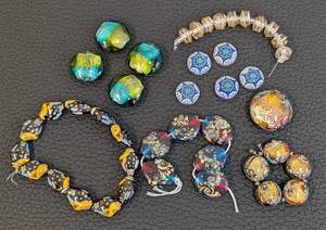 lot 138 image: Art Glass Beads & Bead Strands - Assorted Lampwork, Delft-Style Discs & Spacers