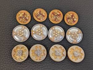 lot 169 image: Czech Glass Buttons - 12-Pc Bohemian Floral & Rhinestone, 1-14 in Diameter