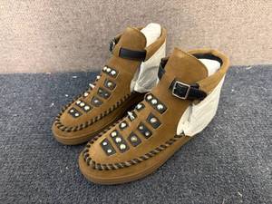 lot 51 image: Coach Womens Roccasin Shoes - 6