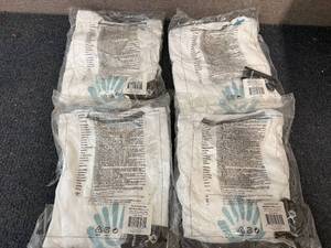 lot 77 image: 4 Hydro Flask Brand T-Shirts