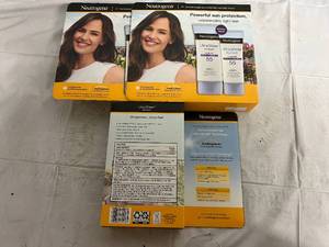 lot 352 image: 3 X 2Ct Packs Of Neutogena Spf 55 Sunscreen