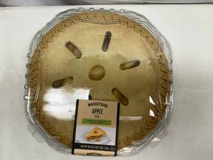 lot 69 image: E. 3x 10 Marketside Apple Pie