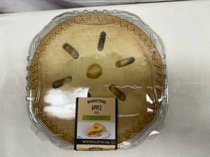 lot 70 image: E. 3x 10 Marketside Apple Pie