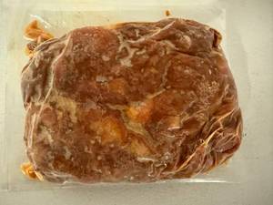 lot 216 image: EE. 2lbs Pollo Asado-Roasted Seasoned Pulled Chicken