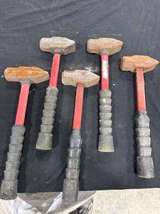 lot 1314 image: Lot of 5 Sledgehammers
