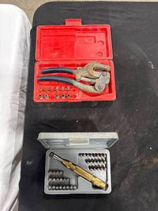 lot 1332 image: Hole Punch & Stamp Set