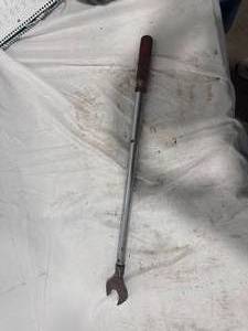 lot 1384 image: Metal Torque Wrench