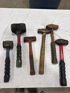 lot 1394 image: Assorted Sledgehammers & Mallets