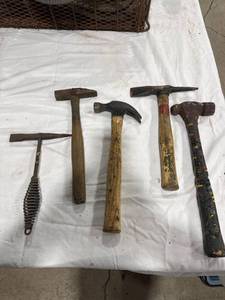lot 1415 image: Assorted Hammer Tool Lot