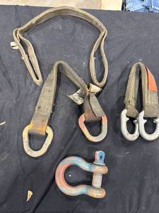 lot 1420 image: Lifting Straps and Shackles